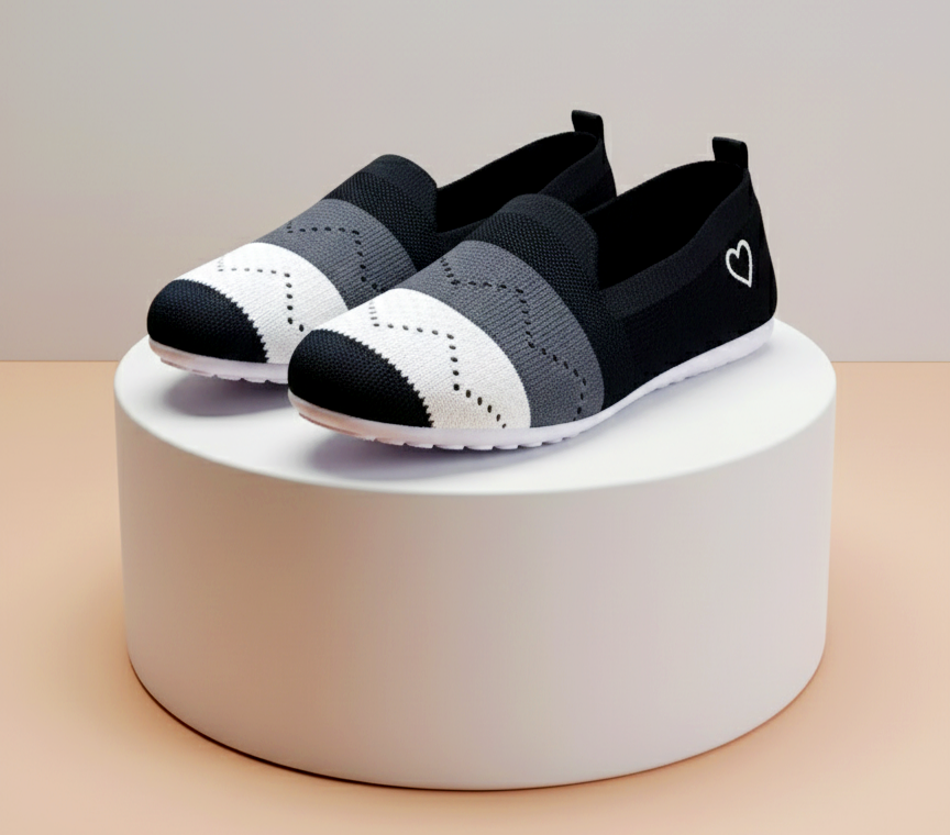 Women's "Heart" Knit Slip-On Loafers - Lightweight & Comfortable Footwear