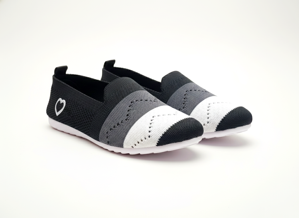 Women's "Heart" Knit Slip-On Loafers - Lightweight & Comfortable Footwear